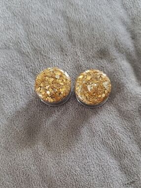 9/16 Gold/Champagne Crushed Glass Plugs